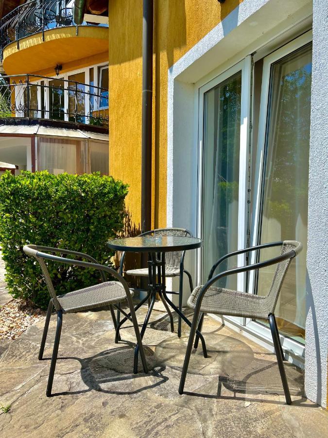 Appartementhaus 5. Jahreszeit Heviz Luaran gambar